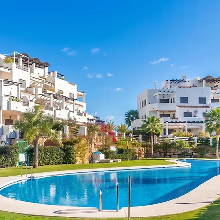 Sunset Golf Elegance - Happy Apartment Estepona